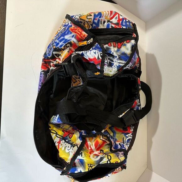 LUCAS graffiti Travel Duffle bags and small bag Set of 3 - Picture 13 of 16